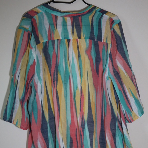 Ruby Rd 3/4 Sleeve Flowy Button Up (Large) - Picture 4 of 6